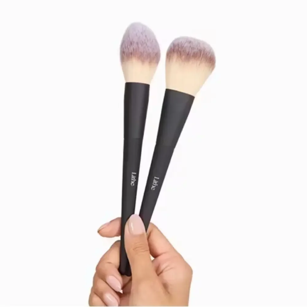 NEW Lithe Beauty Essential Face Brush Set, Powder and Bronzer Brush, Set of 2